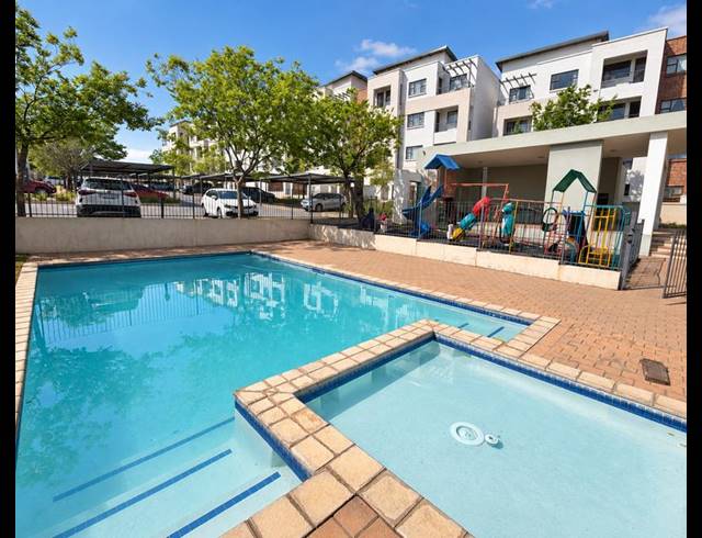2 BEDROOM APARTMENT FOR SALE IN FERNDALE